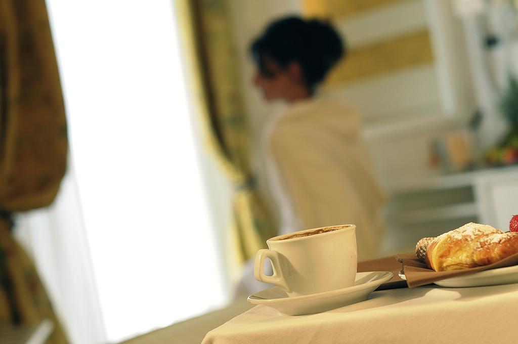 Diplomat Palace Hotel 4*
